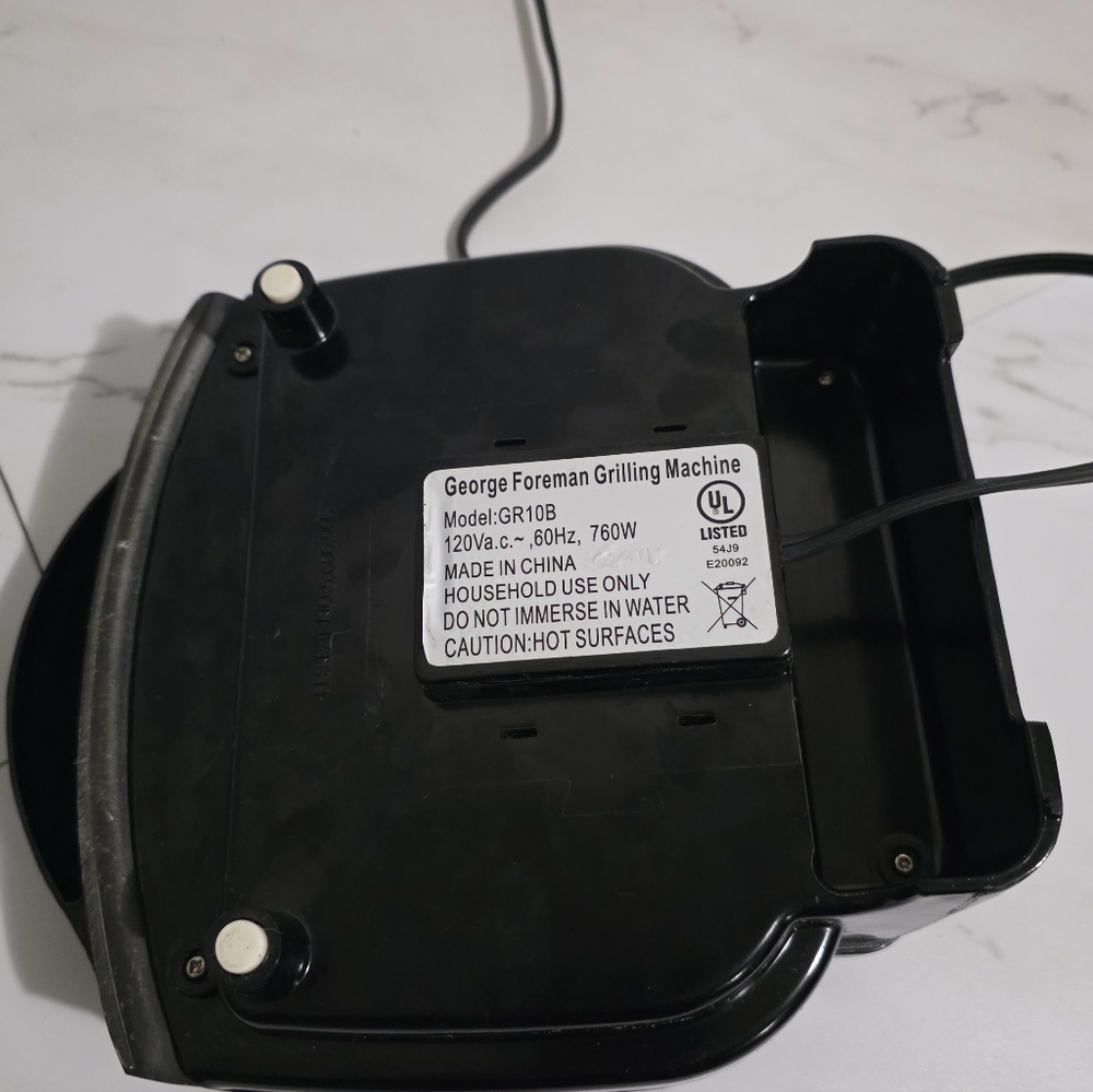 George Foreman Compact Grill GR10B Lean Mean Fat Grilling Machine. Tray Missing - Picture 4 of 4